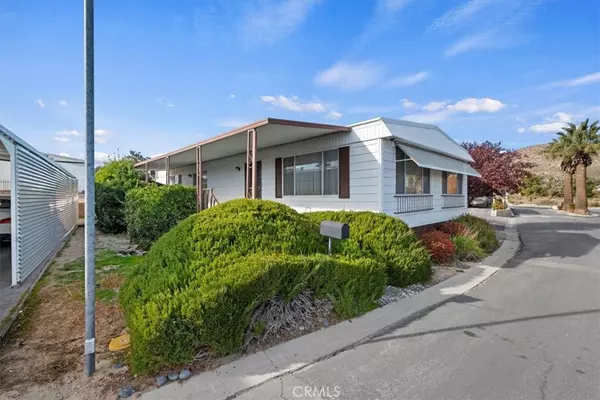 Yucca Valley, CA 92284,54999 Martinez TRL #65