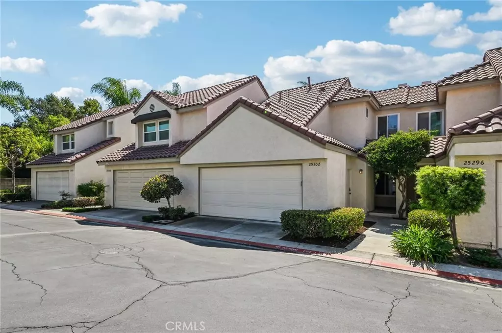 Lake Forest, CA 92630,25302 Vista Linda