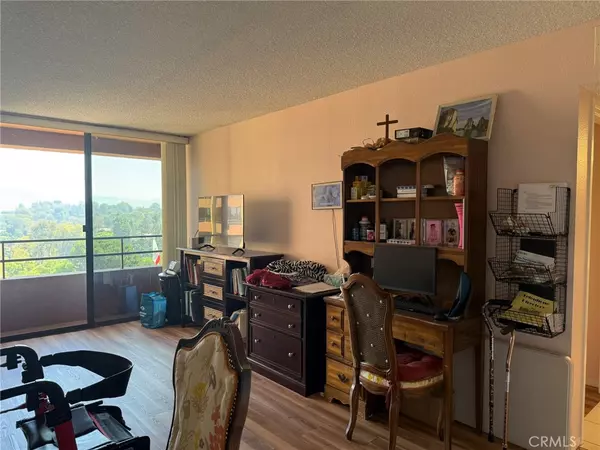 Laguna Woods, CA 92637,24055 Paseo Del Lago #952