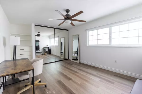 Newport Beach, CA 92661,116 E Balboa BLVD