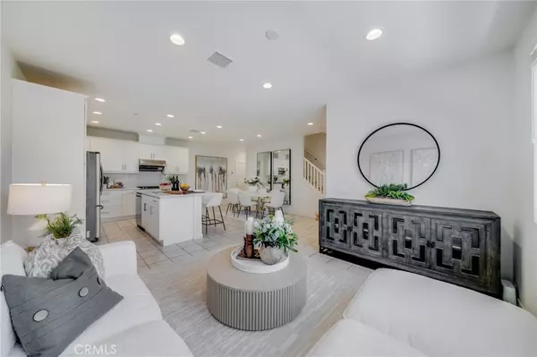 Lake Forest, CA 92610,105 High Meadow