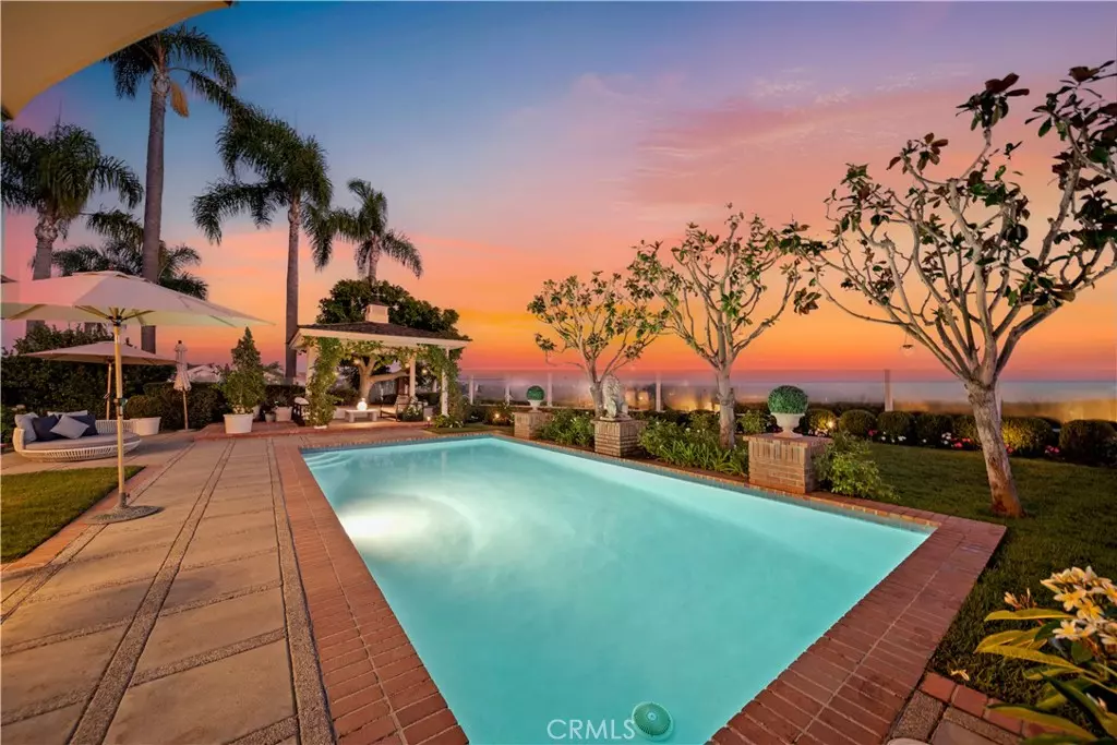 Laguna Niguel, CA 92677,31 White Sail