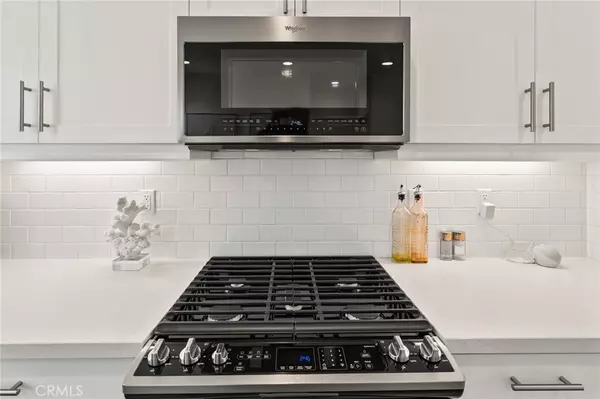 Costa Mesa, CA 92627,697 W 17th