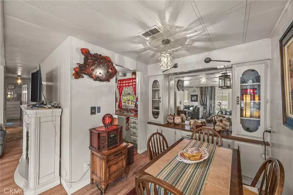 Brea, CA 92823,5700 Carbon Canyon #42