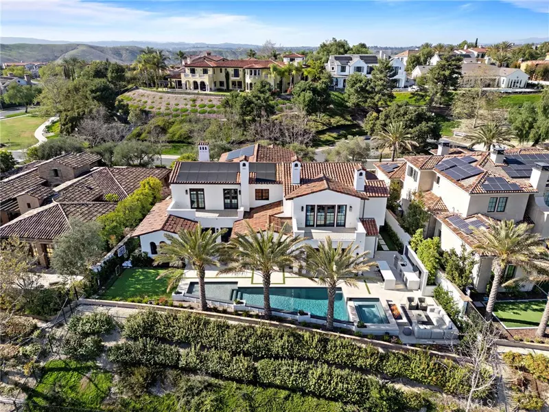 28 Sky Ranch RD, Ladera Ranch, CA 92694