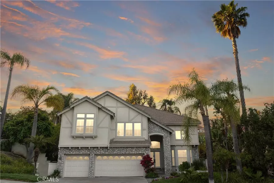 27153 Woodbluff Rd, Laguna Hills, CA 92653