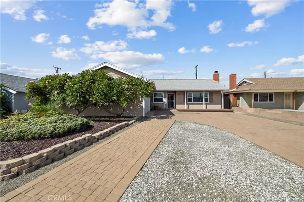 Huntington Beach, CA 92647,17391 Meer CIR