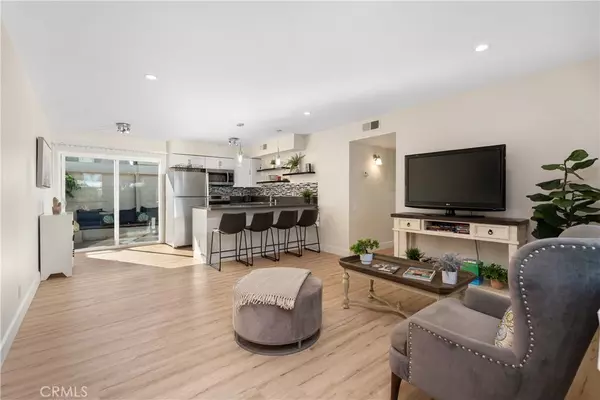 Palm Springs, CA 92262,760 E Cottonwood #2