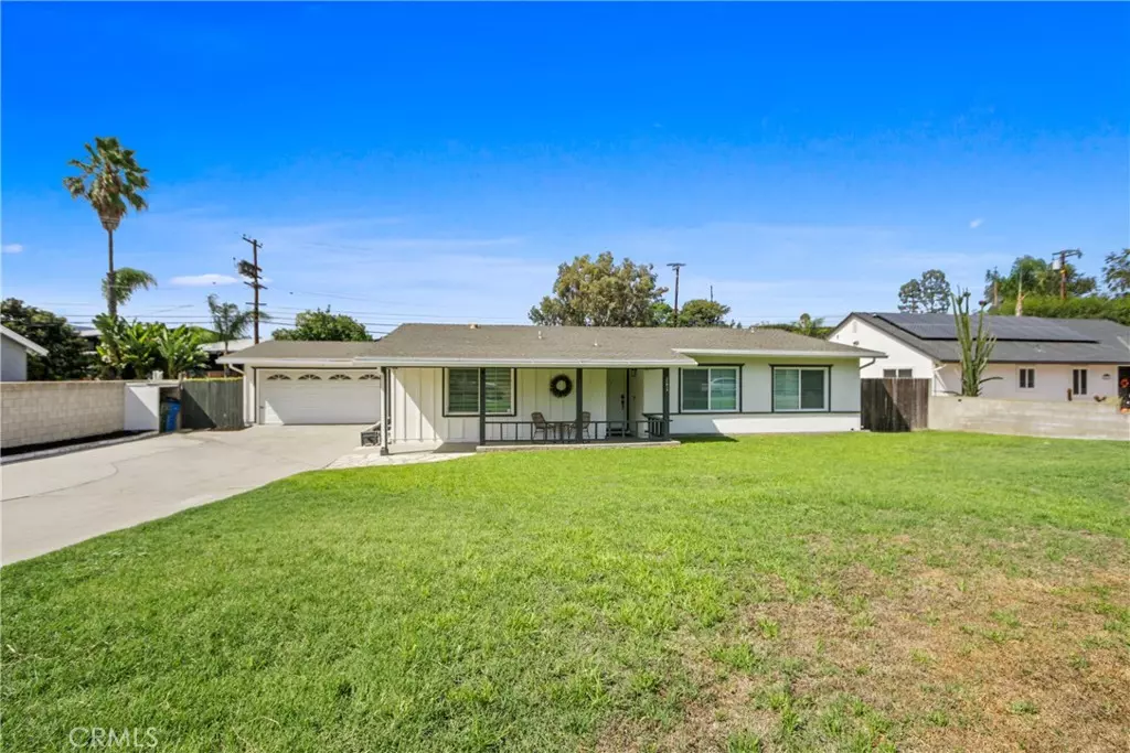 Hacienda Heights, CA 91745,15813 Lonecrest DR