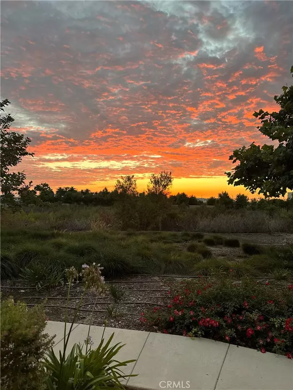 Irvine, CA 92618,93 Turnstone