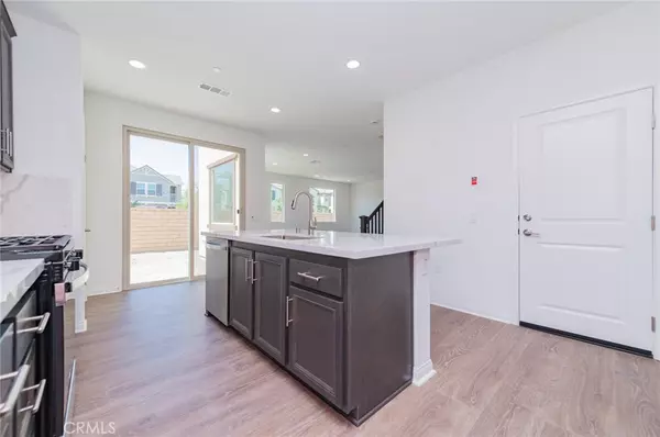 Ontario, CA 91761,4284 Malagon Privado