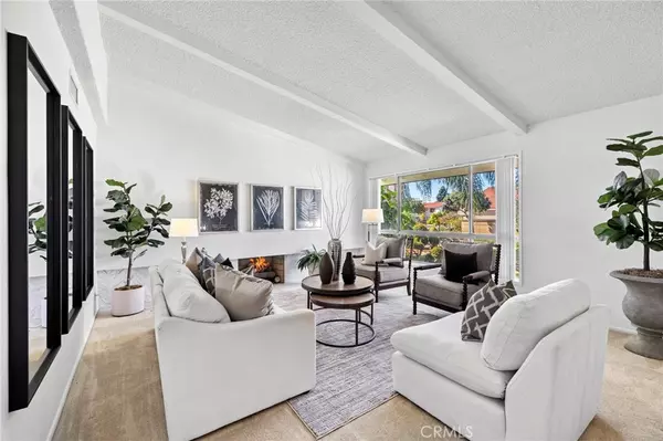 Westminster, CA 92683,7802 Colgate