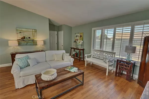 Huntington Beach, CA 92646,8856 526C Sutter