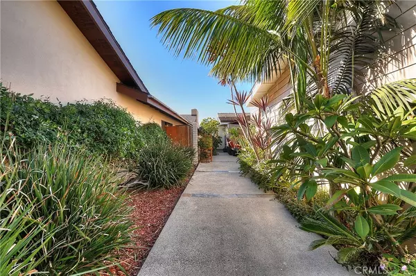 San Clemente, CA 92672,4022 Calle Marlena