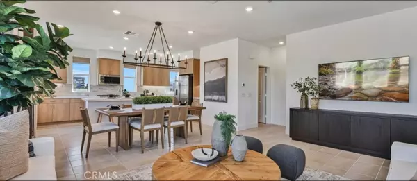 Anaheim, CA 92805,1884 S UNION ST 43# #43