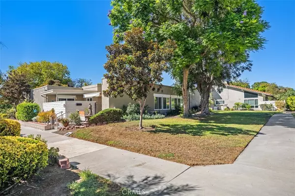 2048 Via Mariposa #D, Laguna Woods, CA 92637