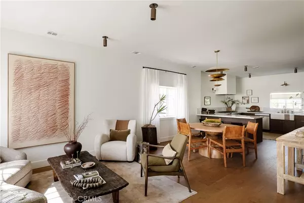 Los Angeles, CA 90042,5415 Ash ST