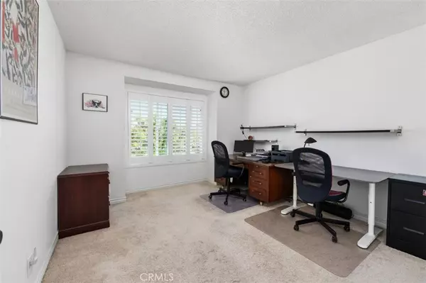 Aliso Viejo, CA 92656,65 Briarwood LN #86