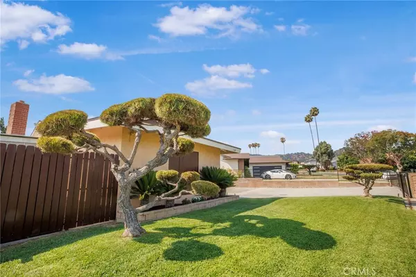 Hacienda Heights, CA 91745,1124 Folkstone