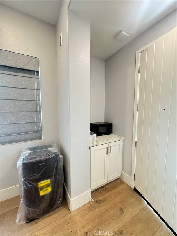 Irvine, CA 92618,84 Bellatrix