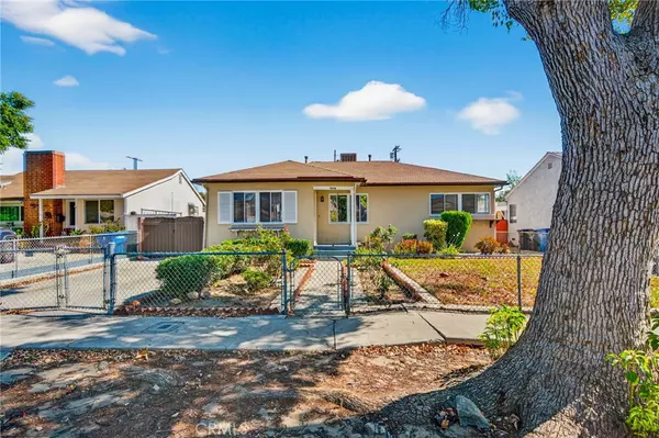 Van Nuys, CA 91405,7046 Murietta