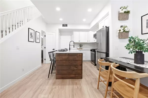 Ladera Ranch, CA 92694,26 Quartz LN