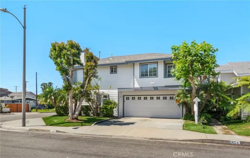 245 Palmer St., Costa Mesa, CA 92627