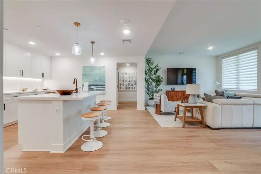 414 Main Street, Huntington Beach, CA 92648