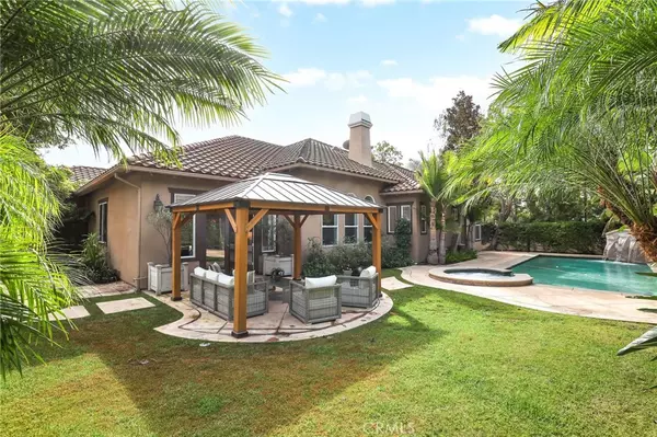 12215 Wyne Ct, Tustin, CA 92782