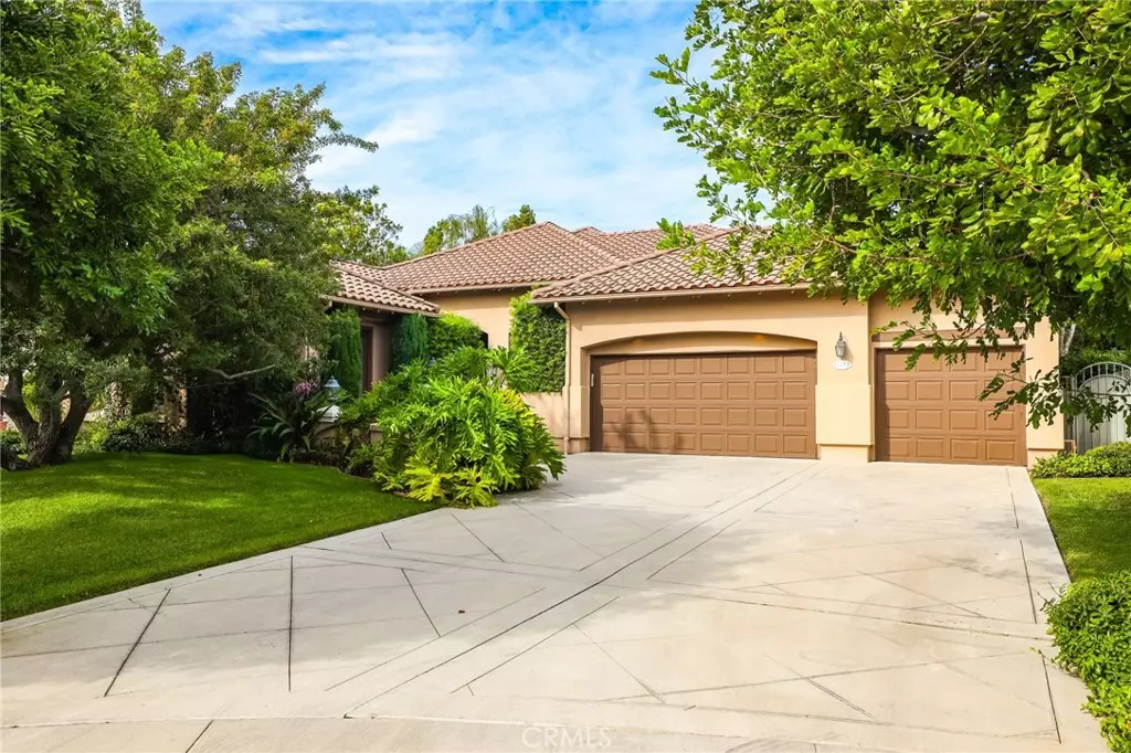 Tustin, CA 92782,12215 Wyne Ct