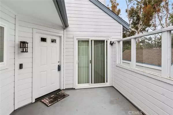 Irvine, CA 92614,11 Fallingstar