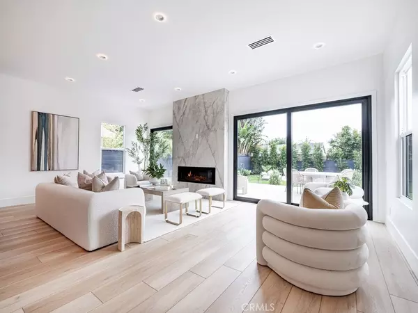 Costa Mesa, CA 92627,2187 Meyer Place