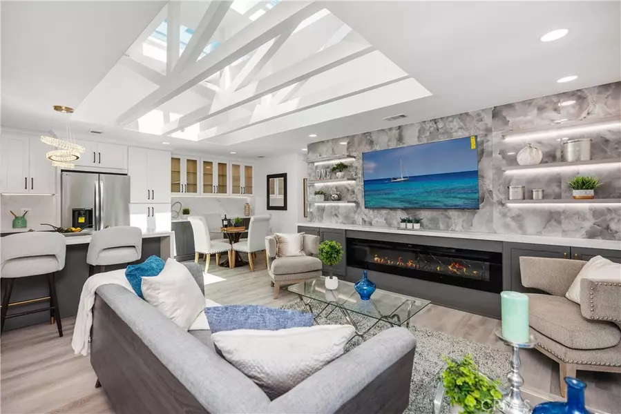 2171 Via Mariposa E #N, Laguna Woods, CA 92637