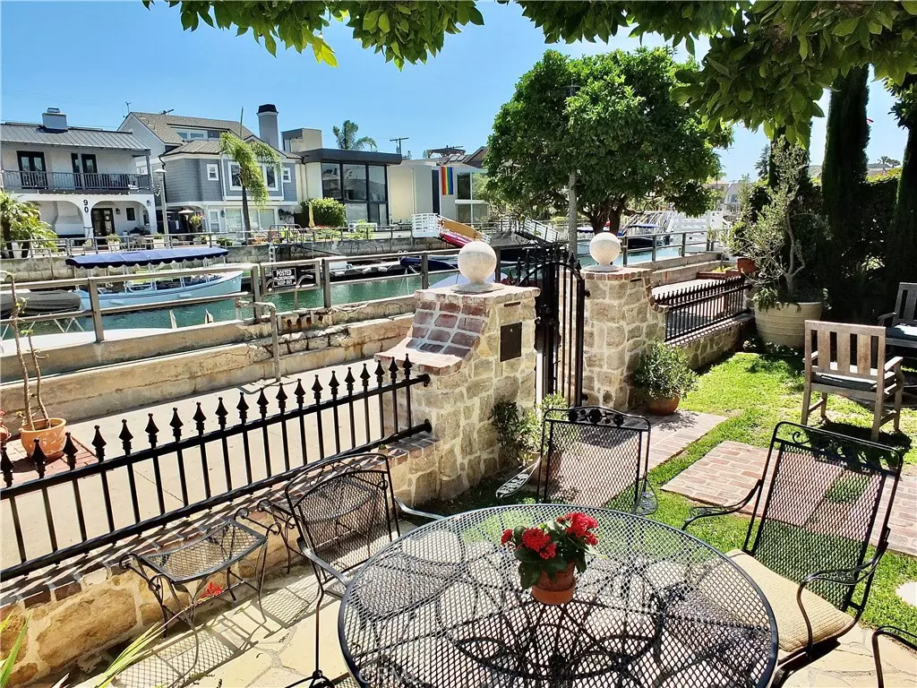 Long Beach, CA 90803,89 Rivo Alto Canal