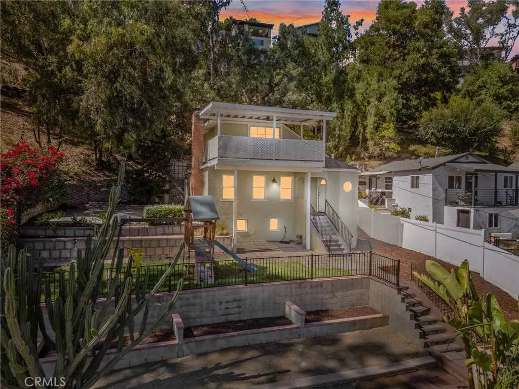 Los Angeles, CA 90032,2361 Belleglade