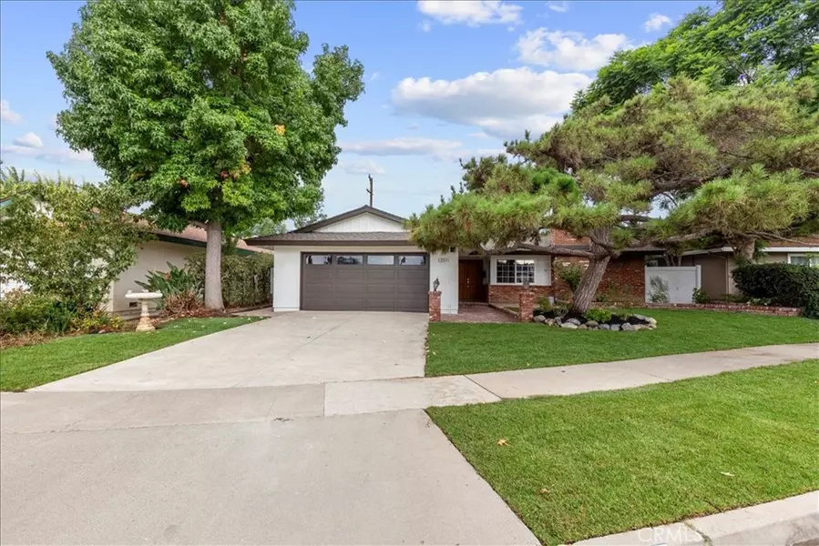 13511 Epping WAY, Tustin, CA 92780