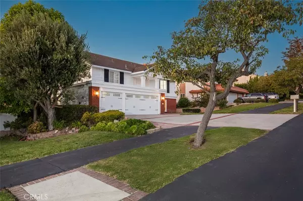 Rolling Hills Estates, CA 90274,43 Country Lane