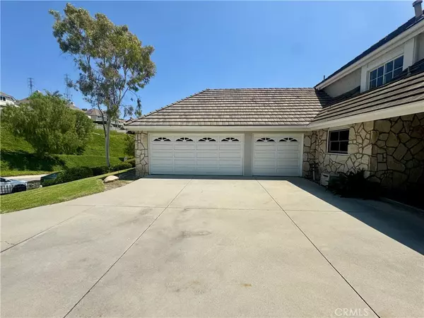 Orange, CA 92867,3940 E Summitridge LN