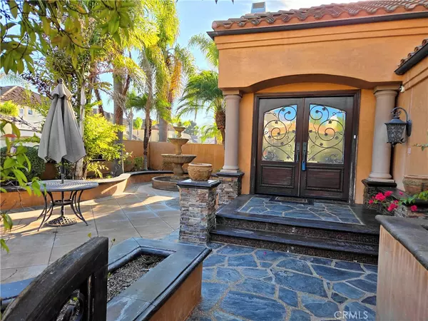 Huntington Beach, CA 92648,6276 Morningside DR