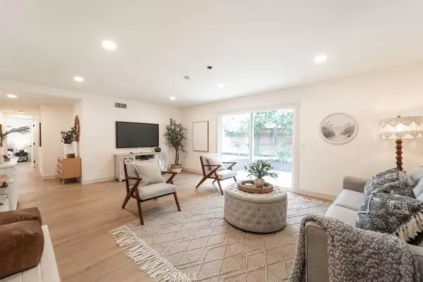 Huntington Beach, CA 92649,5751 Mangrum