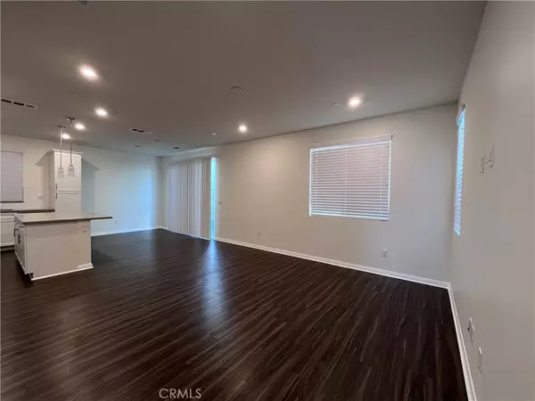 Lake Elsinore, CA 92530,913 Helena Ridge