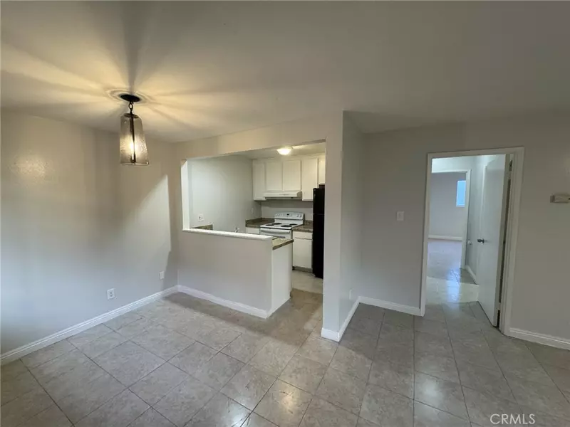 5530 Ackerfield #202, Long Beach, CA 90805