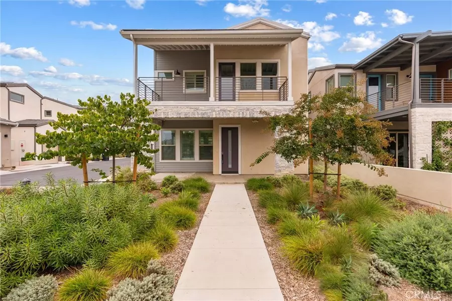 1131 Cadence, Irvine, CA 92618