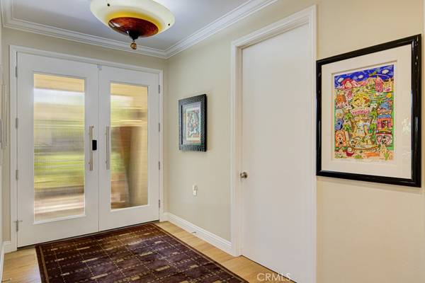 Laguna Woods, CA 92637,5582 Via Dicha #B