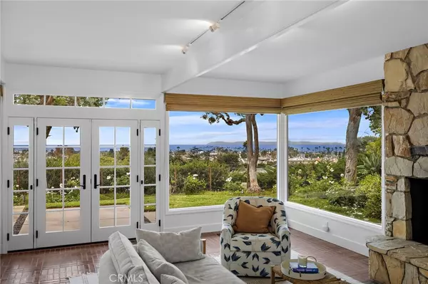 3007 Harbor View DR, Corona Del Mar, CA 92625