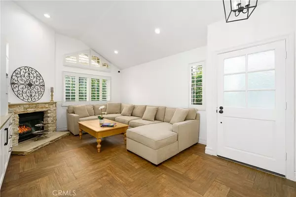 Irvine, CA 92614,20 Wintermist