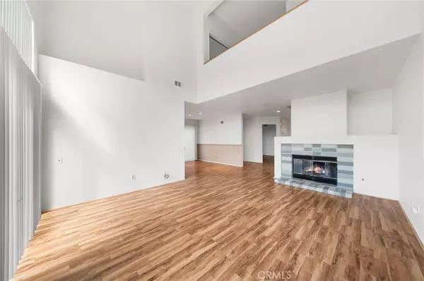 Lake Forest, CA 92679,19091 Sycamore Glen