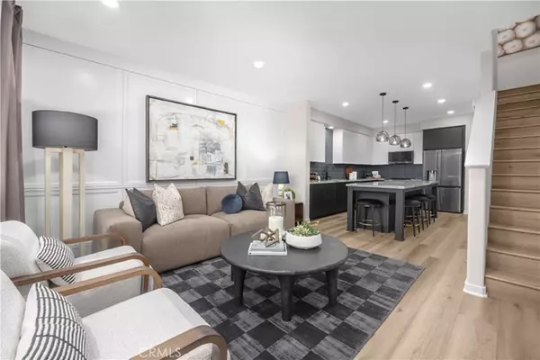 Downey, CA 90240,7363 Suva ST