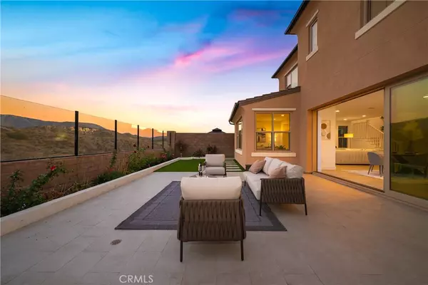 107 Somera, Irvine, CA 92602