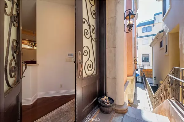 Marina Del Rey, CA 90292,122 Channel Pointe